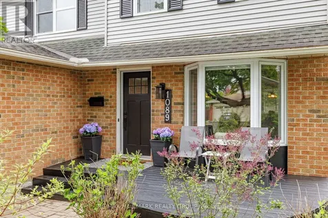 1089 Chablis Park Ottawa ON K1C 2T5