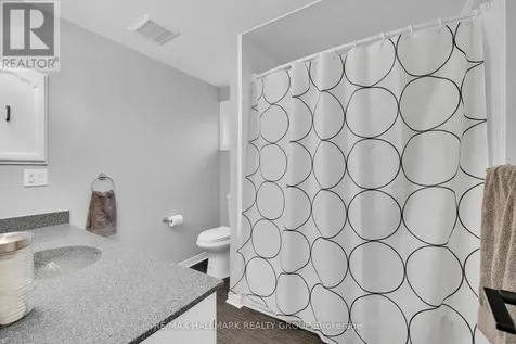 1089 Chablis Park Ottawa ON K1C 2T5