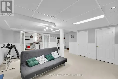 1089 Chablis Park Ottawa ON K1C 2T5