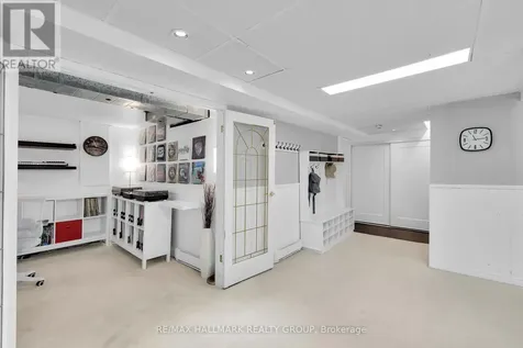 1089 Chablis Park Ottawa ON K1C 2T5