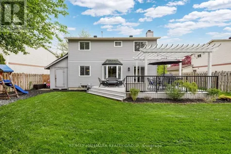 1089 Chablis Park Ottawa ON K1C 2T5