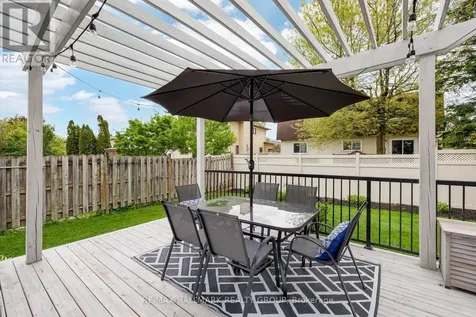 1089 Chablis Park Ottawa ON K1C 2T5