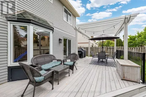 1089 Chablis Park Ottawa ON K1C 2T5