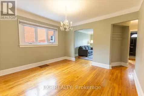 46 Kinnear Street Ottawa ON K1Y 3R6