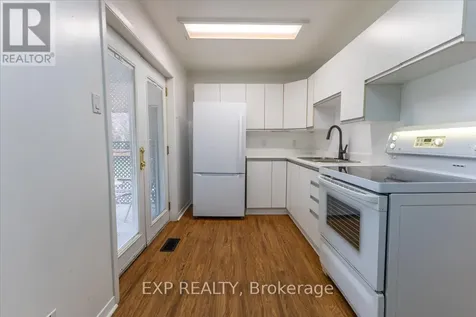 46 Kinnear Street Ottawa ON K1Y 3R6