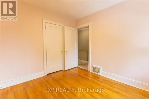 46 Kinnear Street Ottawa ON K1Y 3R6