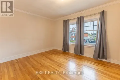 46 Kinnear Street Ottawa ON K1Y 3R6
