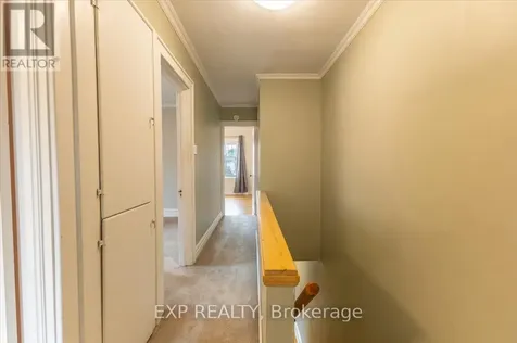 46 Kinnear Street Ottawa ON K1Y 3R6