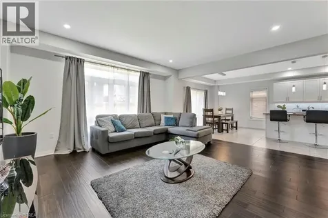 16 Cumberland Street Brantford ON N3S 7J6