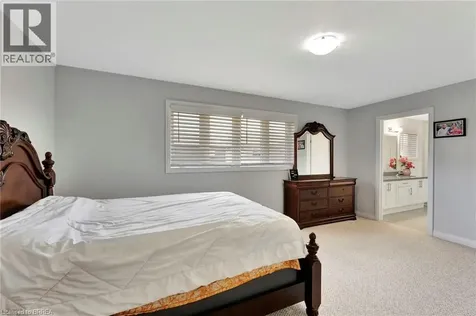 16 Cumberland Street Brantford ON N3S 7J6