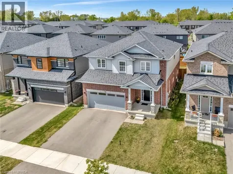 16 Cumberland Street Brantford ON N3S 7J6