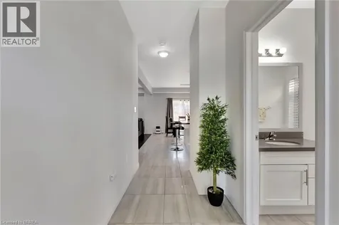 16 Cumberland Street Brantford ON N3S 7J6