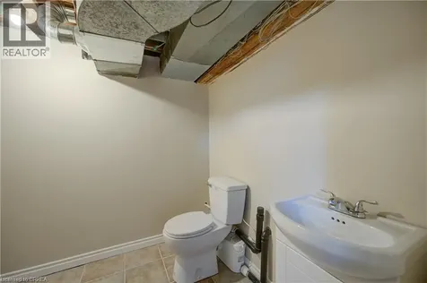 37 Frank Street Brantford ON N3T 5E1