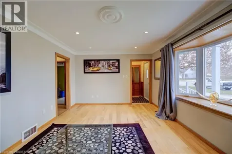 37 Frank Street Brantford ON N3T 5E1