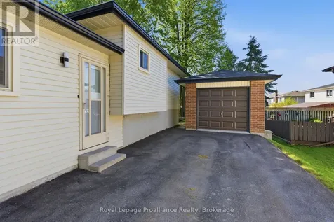 629 Mackechnie Crescent Cobourg ON K9A 4Y1
