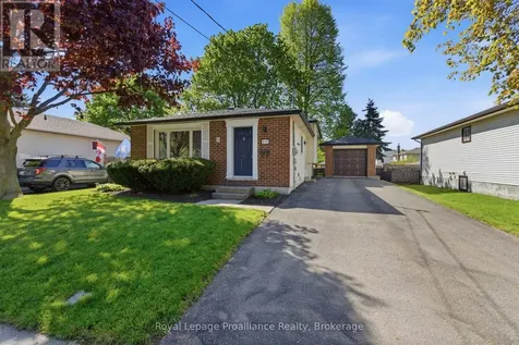 629 Mackechnie Crescent Cobourg ON K9A 4Y1