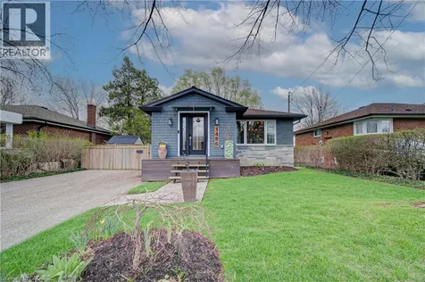1486 Augustine Drive Burlington ON L7P 2N2
