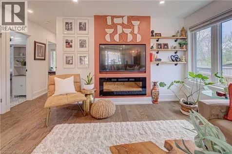 1486 Augustine Drive Burlington ON L7P 2N2