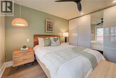 1486 Augustine Drive Burlington ON L7P 2N2