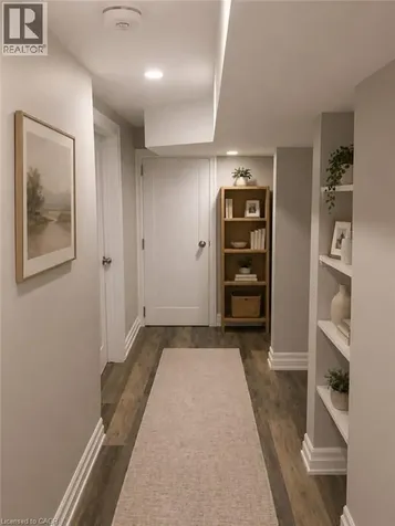 1486 Augustine Drive Burlington ON L7P 2N2