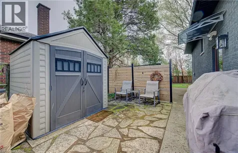 1486 Augustine Drive Burlington ON L7P 2N2