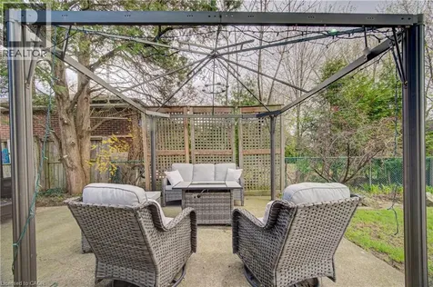 1486 Augustine Drive Burlington ON L7P 2N2