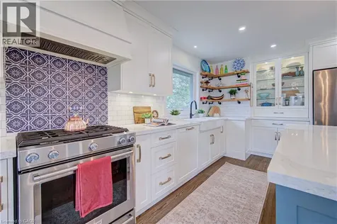 1486 Augustine Drive Burlington ON L7P 2N2