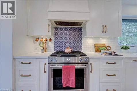 1486 Augustine Drive Burlington ON L7P 2N2