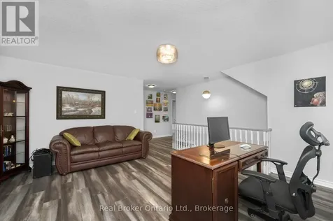 176 Osborn Avenue Brantford ON N3T 6S7