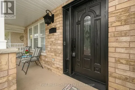 176 Osborn Avenue Brantford ON N3T 6S7