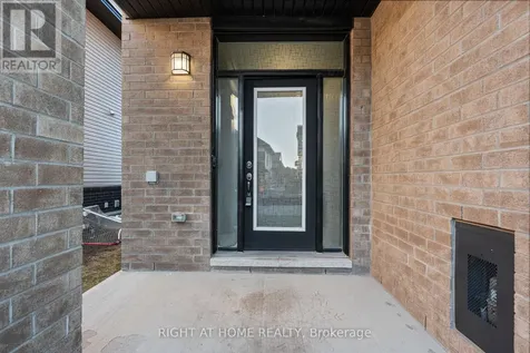 35 Plank Street Ottawa ON K2V 0M4