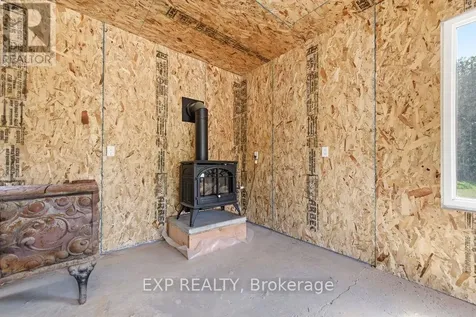 1482 Gillan Road Horton ON K7V 3Z4