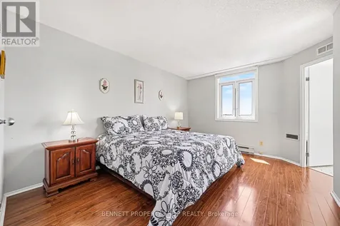 1025 Grenon Avenue Ottawa ON K2B 8S5