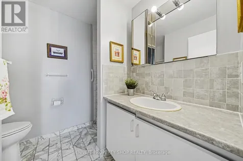 1025 Grenon Avenue Ottawa ON K2B 8S5