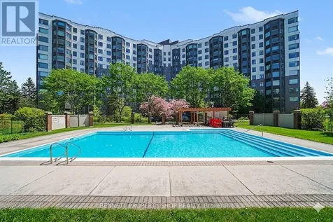1025 Grenon Avenue Ottawa ON K2B 8S5
