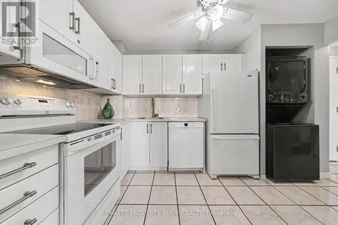 1025 Grenon Avenue Ottawa ON K2B 8S5