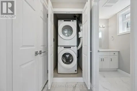 20 Lomond Lane Kitchener ON N2R 0R4