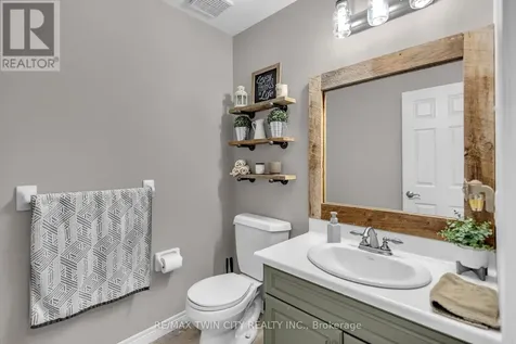 13 Morgan Drive Haldimand ON N3W 1H6