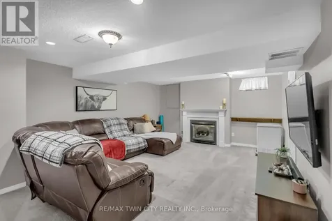 13 Morgan Drive Haldimand ON N3W 1H6