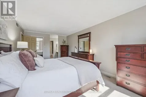 40 Beasley Crescent Cambridge ON N1T 1K1