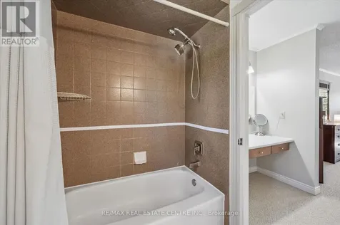 40 Beasley Crescent Cambridge ON N1T 1K1