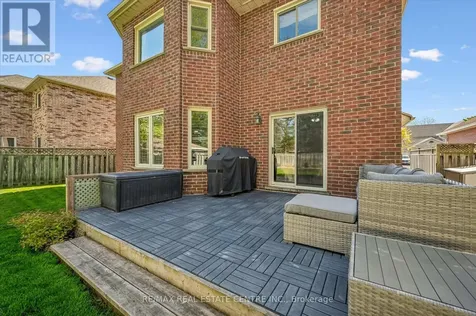 40 Beasley Crescent Cambridge ON N1T 1K1