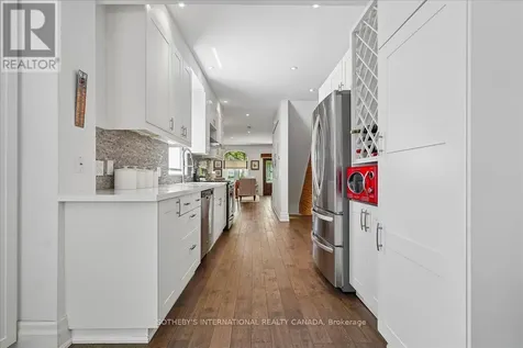 257 Booth Avenue Toronto (south Riverdale) ON M4M 2M7