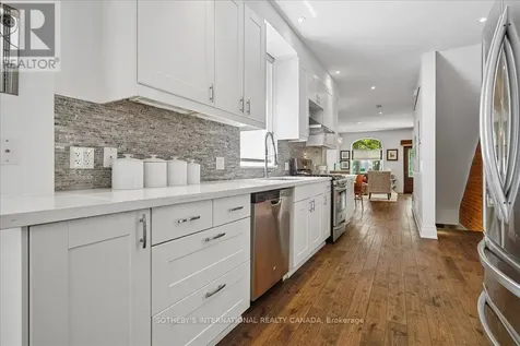 257 Booth Avenue Toronto (south Riverdale) ON M4M 2M7
