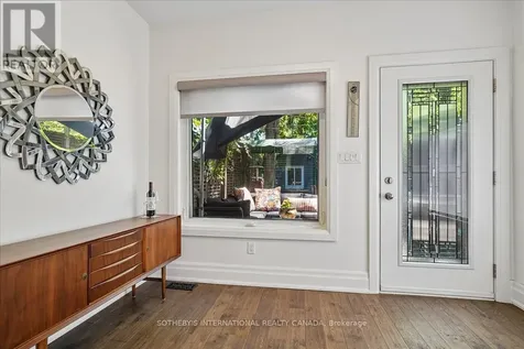 257 Booth Avenue Toronto (south Riverdale) ON M4M 2M7