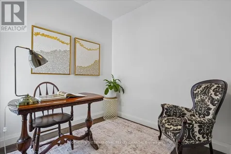 257 Booth Avenue Toronto (south Riverdale) ON M4M 2M7