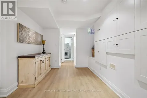 257 Booth Avenue Toronto (south Riverdale) ON M4M 2M7