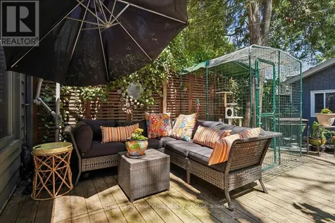 257 Booth Avenue Toronto (south Riverdale) ON M4M 2M7
