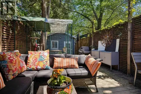 257 Booth Avenue Toronto (south Riverdale) ON M4M 2M7