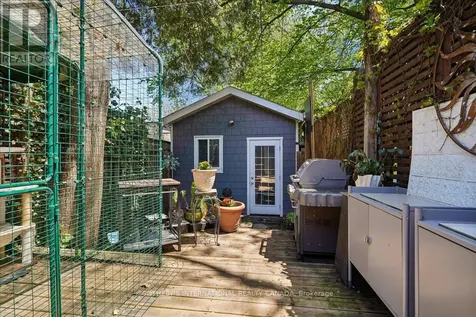 257 Booth Avenue Toronto (south Riverdale) ON M4M 2M7